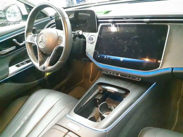 Fahrzeugabbildung Mercedes-Benz E 300de Avantgarde+Distr+Memory+360+Digital+AHK