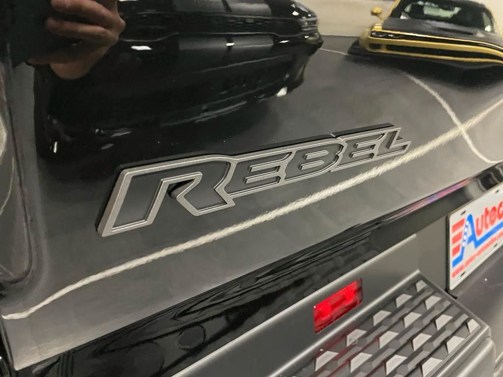 Fahrzeugabbildung Dodge REBEL NIGHT EDITION E-TORQUE GT-PACK 4x4