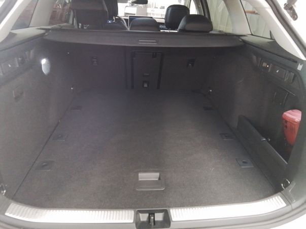 Volkswagen Passat Variant - Bild 10