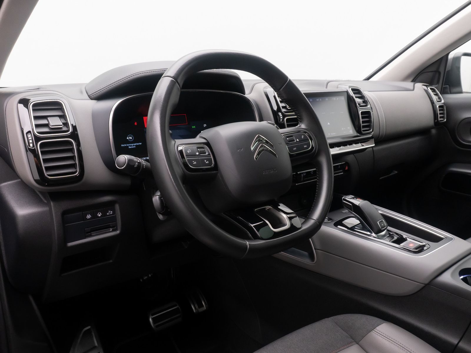 Fahrzeugabbildung Citro&euml;n C5 Aircross SHINE 360&deg;ACC Panorama AHK 19" Voll