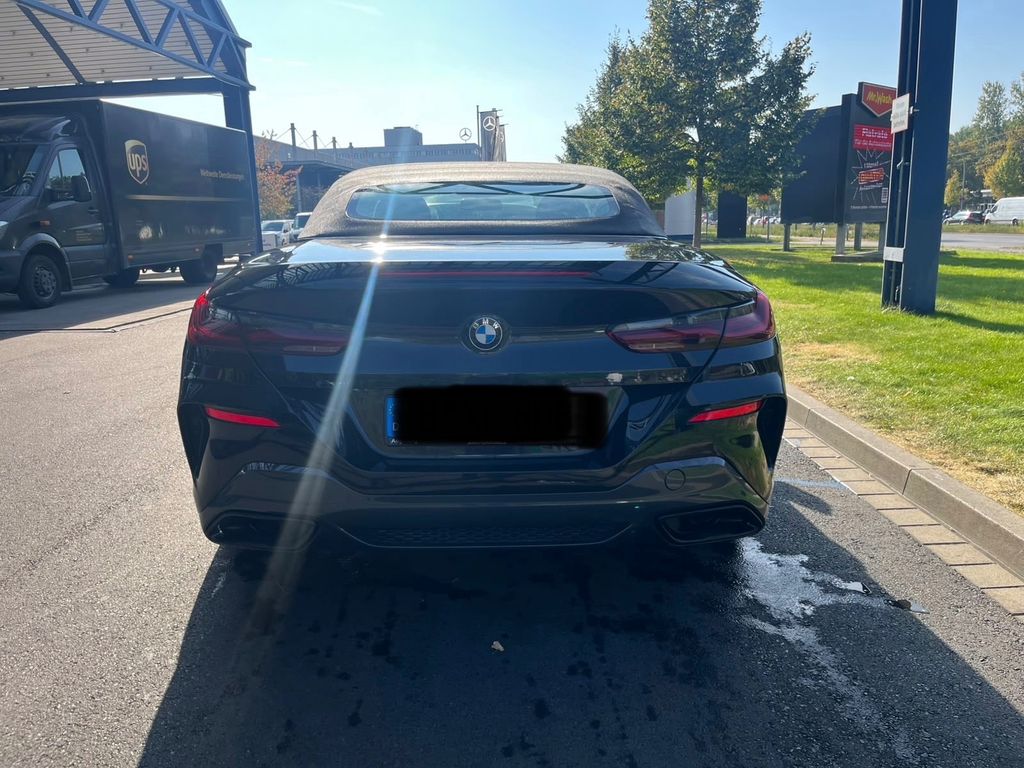Image of BMW 840