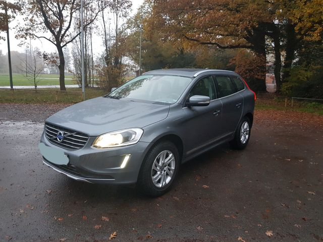 Volvo XC60 D3 Summum  TÜV neu  AHK