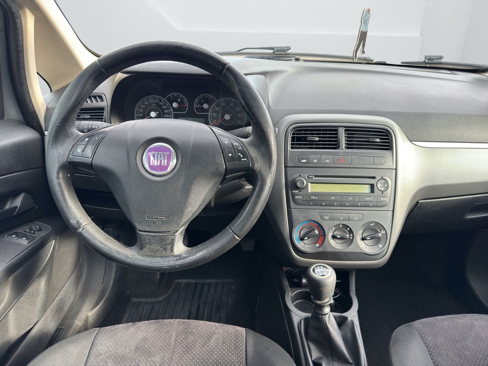 Fahrzeugabbildung Fiat Grande Punto 1.4*77PS*TÜV*Neu*Klimaanlage*