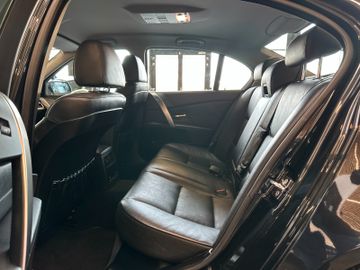 BMW 525i Limousine *2. Hand*Klima*SHZ*Navi*Xenon*CD*
