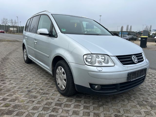 Volkswagen Touran Trendline"Klima-5 Sitze.FSI Motor .