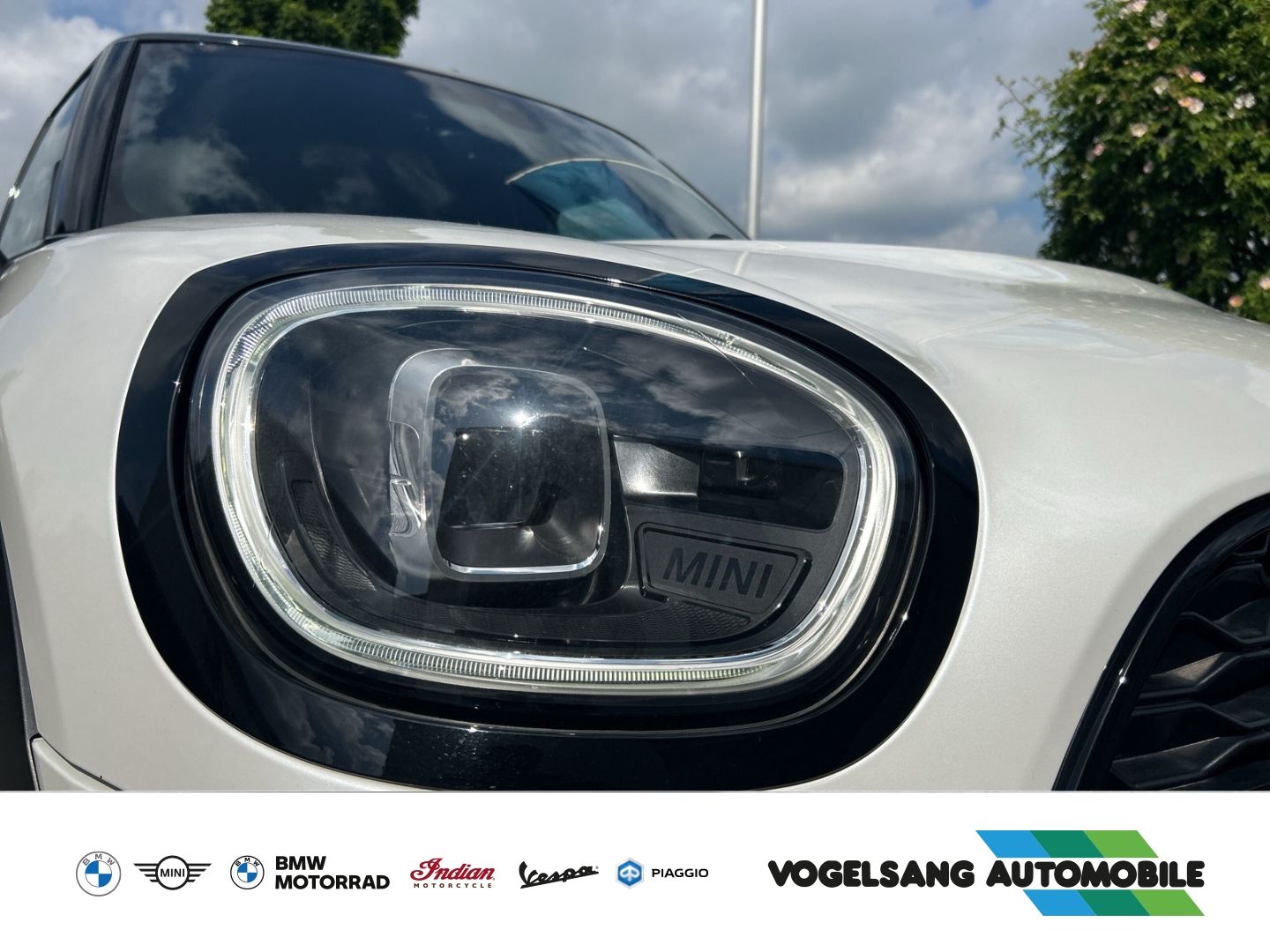 Fahrzeugabbildung MINI Cooper SE Countryman John Cooper Works Trim,ALL4