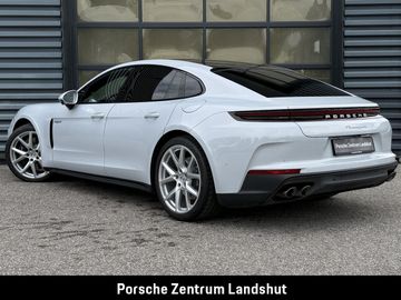 Porsche Panamera - 4