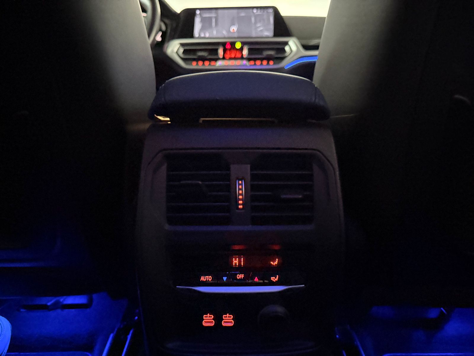Fahrzeugabbildung BMW 330 d xDrive M SPORT/360*/ACC/HuD/LASER/DE FZG