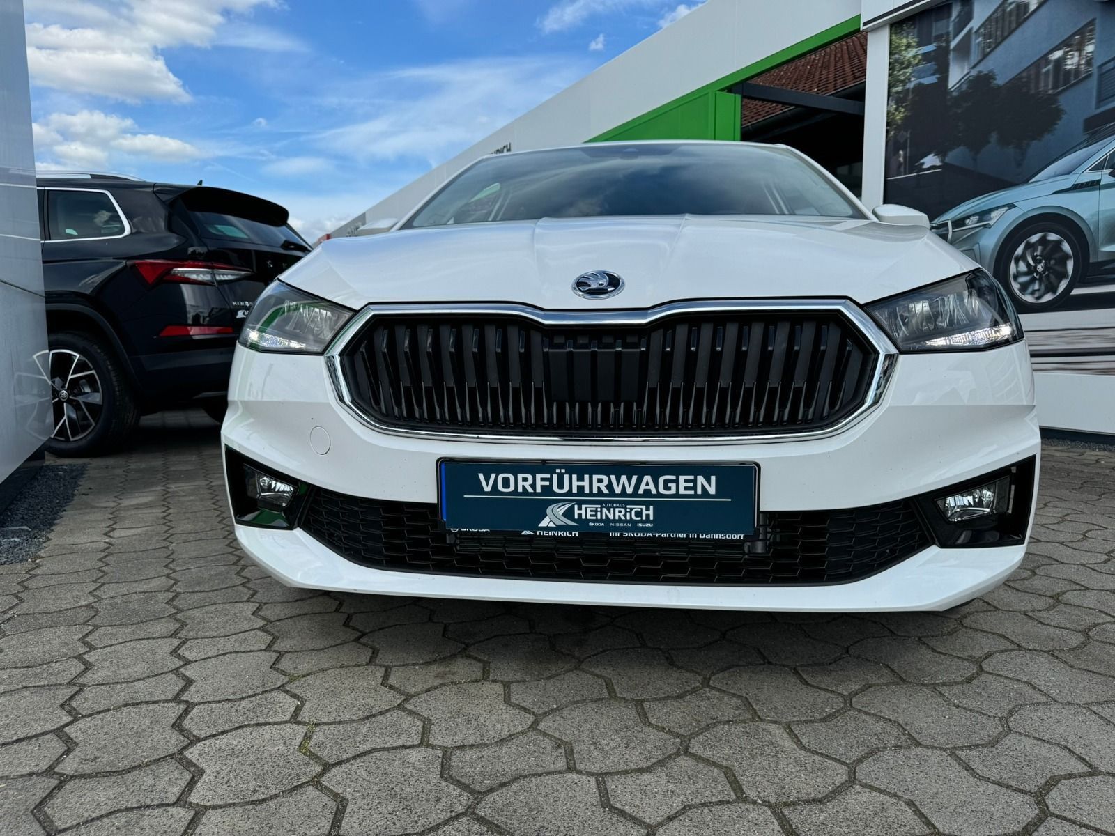 Fahrzeugabbildung SKODA Fabia Essence 95PS 5-Gang*ALU*PDC*Bluetooth