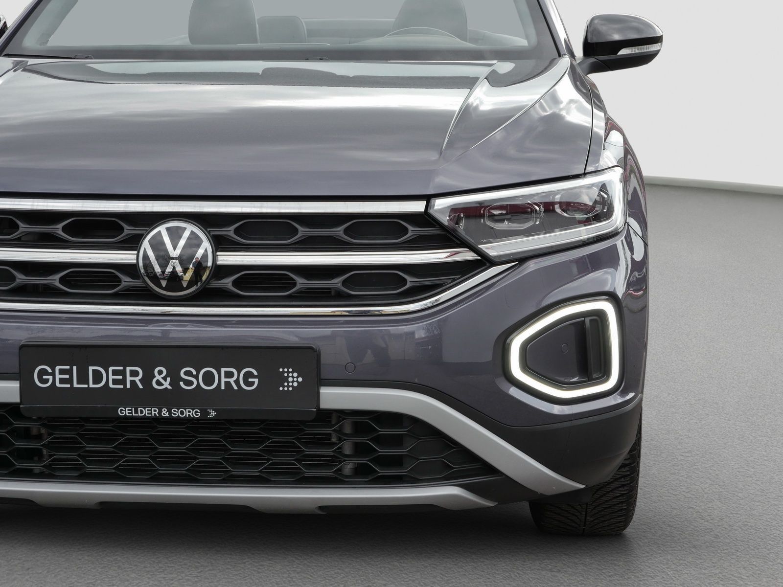 Volkswagen T-Roc - Bild 12