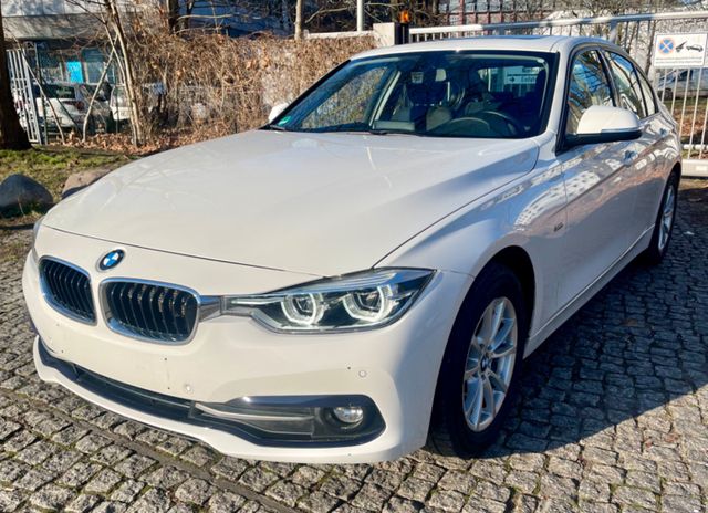 BMW 320 d Sport Line AUTOMATIK NAVI SCHIEBEDACH PDC