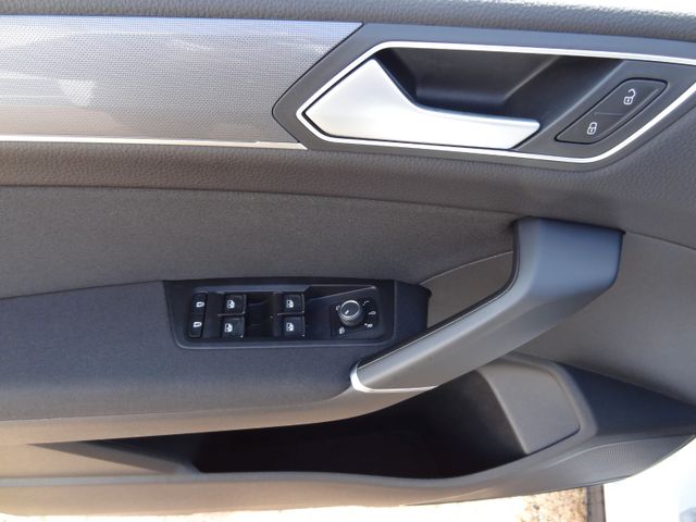 Fahrzeugabbildung Volkswagen Touran/2xR-Line/Pano/AHK/LED/Navi/Voll/Virtual/