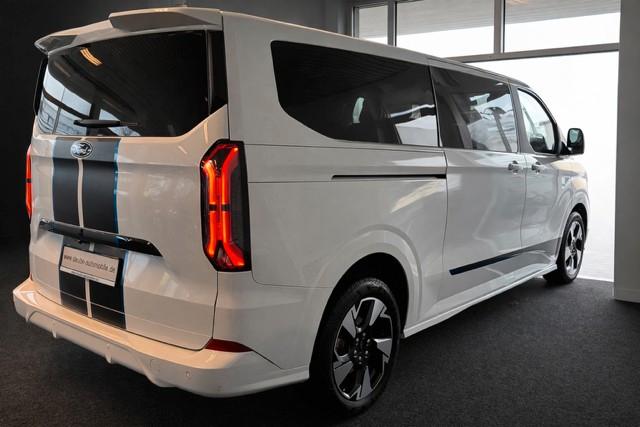 Ford Tourneo Custom Bus 320 L2 Sport FWD NP: 70.800,-