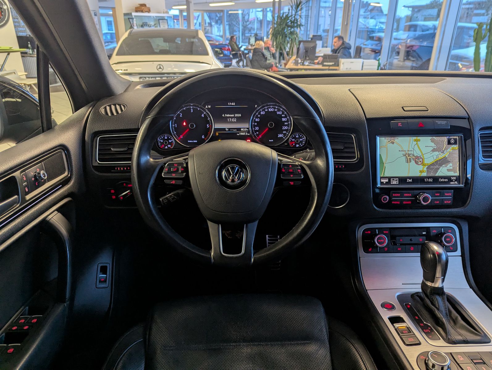 VW Touareg V6 3.0TDI Luft Leder AHK ACC Cam 20" - Image 19