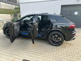 Audi RSQ8 RS Q8 performance Head Up/Keramik Bremse/ - Audi RSQ8 mit Benzin-Antrieb: Automatik