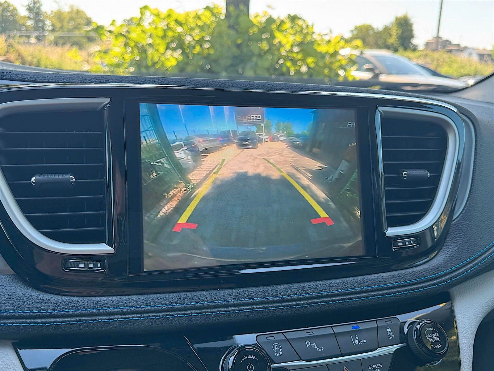 Fahrzeugabbildung Chrysler Pacifica 3.6 L V6 LIMITED LPG *LED*CarPlay*ACC*