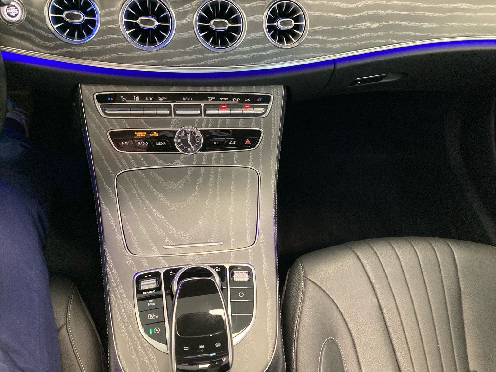 Fahrzeugabbildung Mercedes-Benz CLS 350 d 4M*Distronic*Schiebedach*Burmester*LED