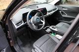 BMW iX1 eDrive20 - x-line - BMW iX1 von privat