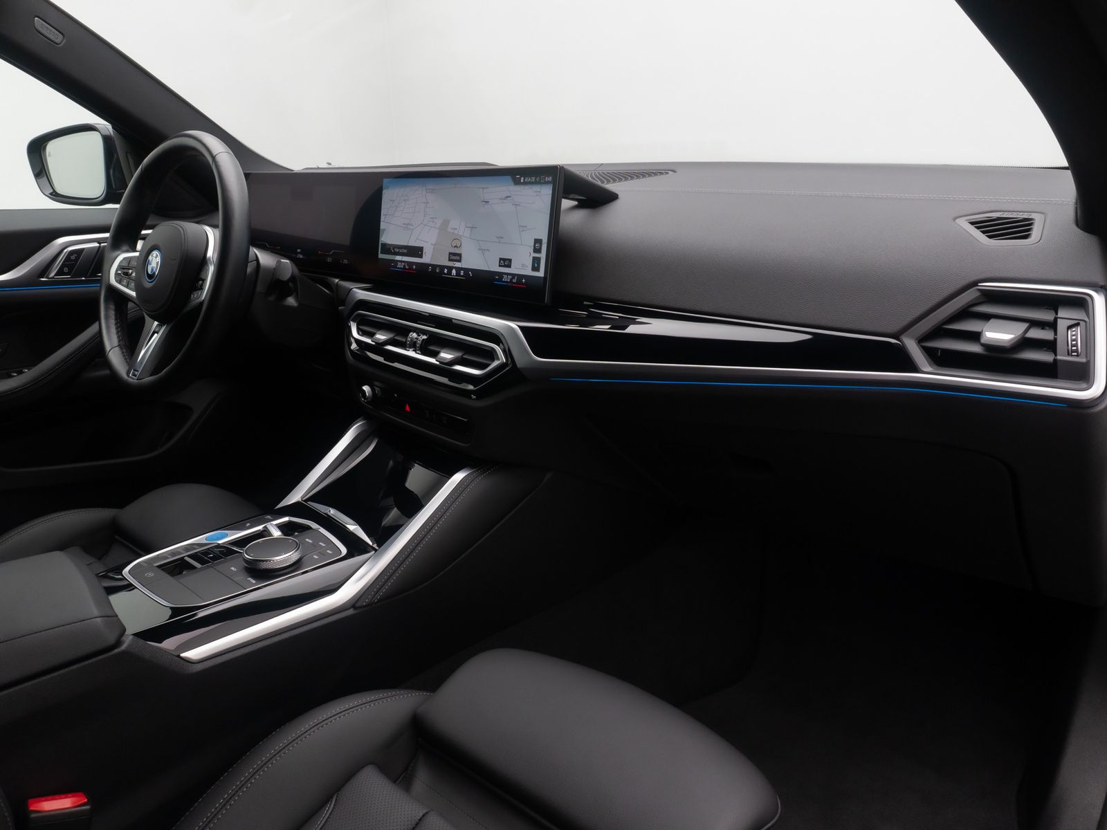 Fahrzeugabbildung BMW i4 eD40 M Sport HUD DAB Kamera Individual 19Zoll