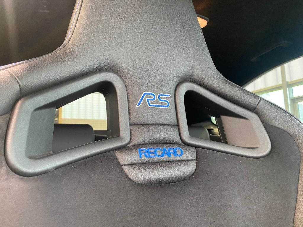 Fahrzeugabbildung Ford Focus 2.5 RS --- 1.Hand --- Original Zustand ---