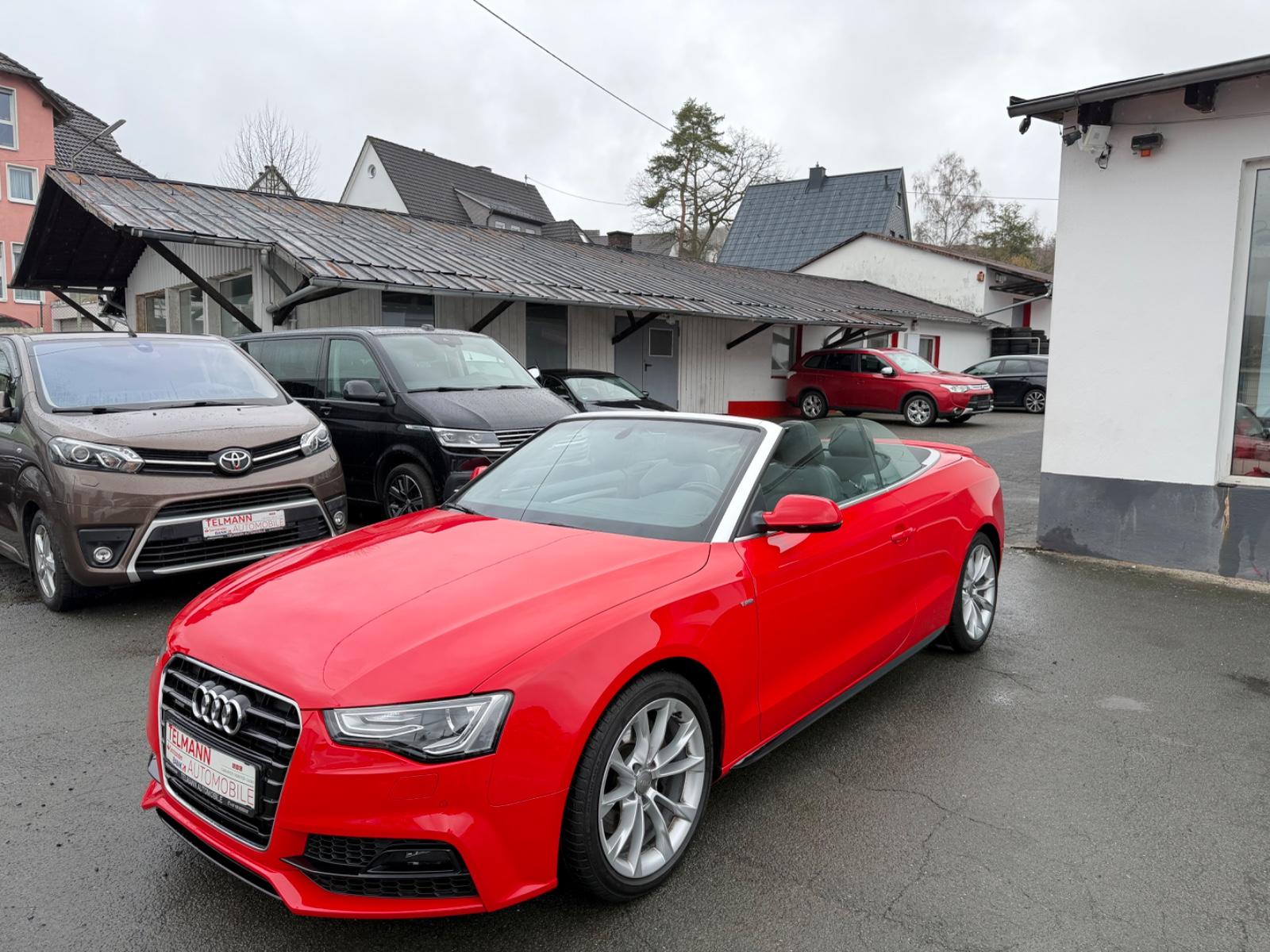 Audi A5 Cabriolet 3.0 TDI quattro/NAVI/DSG/Teilleder/