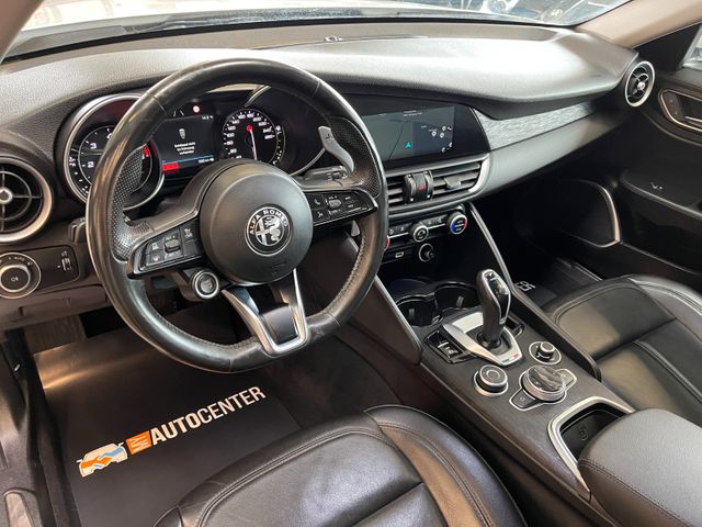 Alfa Romeo Giulia 2,2 JTDM Executive *BI-XENON*ACC*AHK*LED*