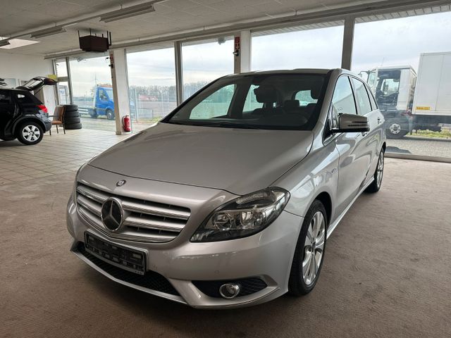 Mercedes-Benz B 200/NAVI/PDC/AHK/SCHECKHEFT