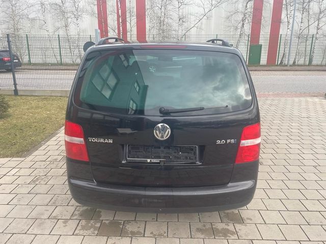 Fahrzeugabbildung Volkswagen Touran Trendline