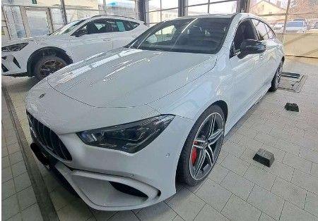 Mercedes-Benz CLA 45 AMG S Shooting Brake AMG 4 Matic