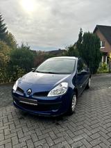Renault Clio Authentique 1.2 16V 55kW Authentique - Renault Clio in Osnabrück
