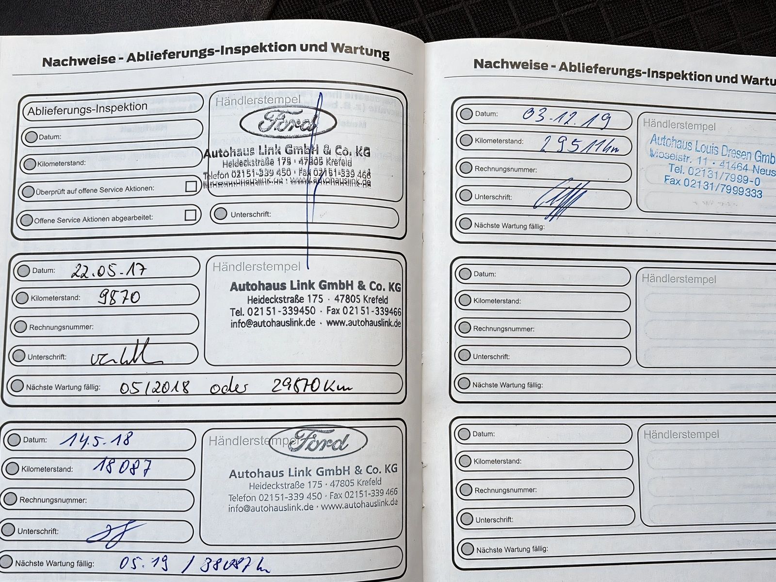 Fahrzeugabbildung Ford EcoSport 1.0 Titanium KLIMAAUT. WINTER PAKET PDC