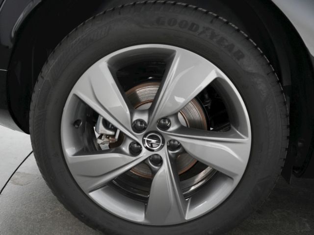 Grandland GSe 4X4 PHEV AT+AHK+NAVI+360 GRAD KAME