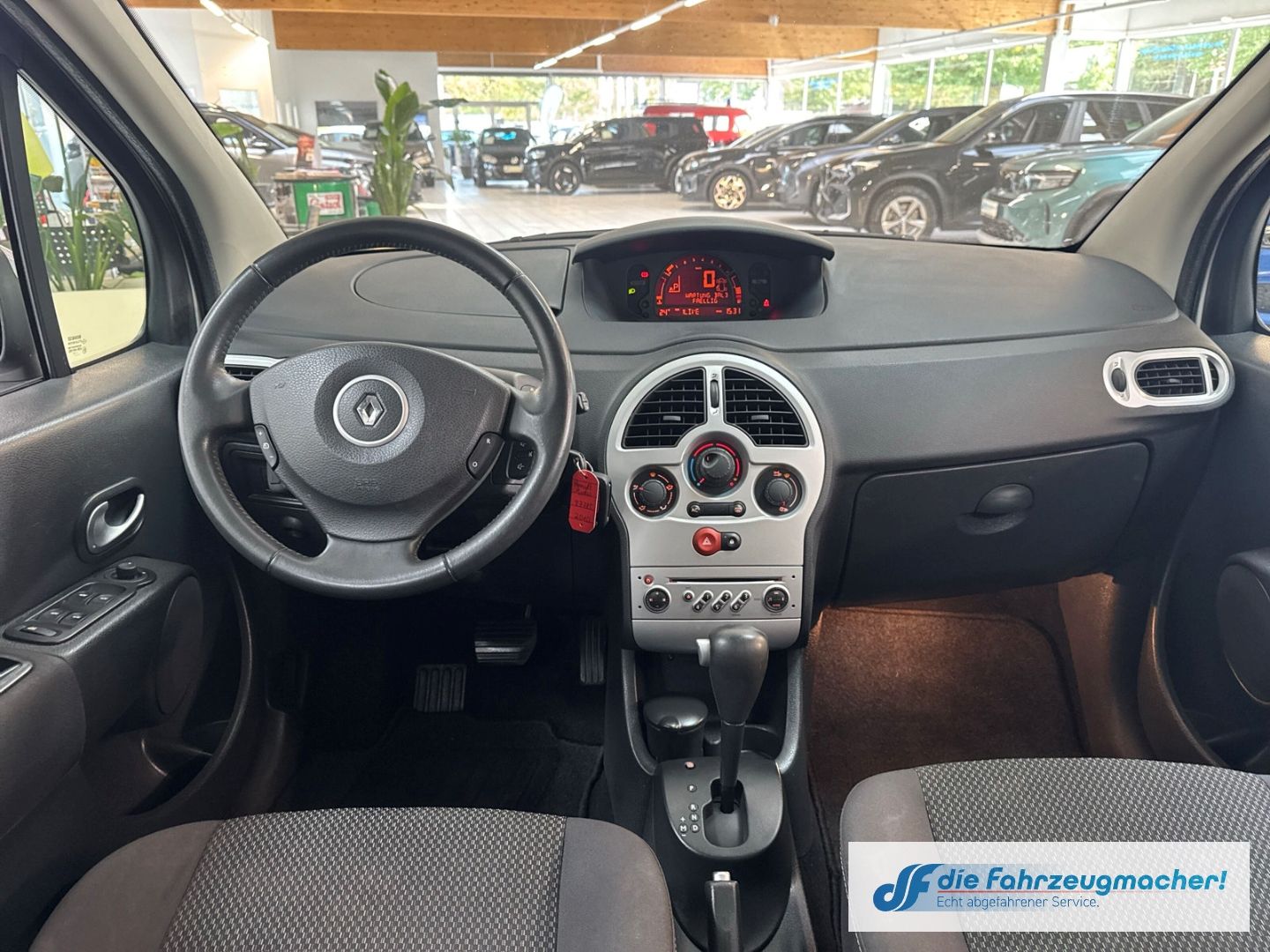 Fahrzeugabbildung Renault Modus Dynamique 1,6 Automatik Klima el.SP Spieg.