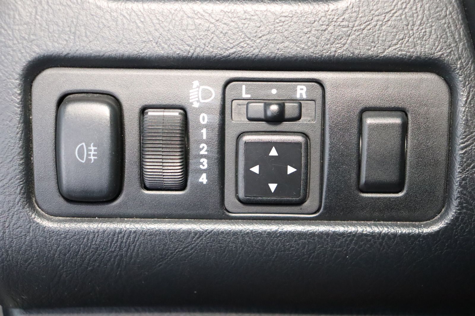 Fahrzeugabbildung Mitsubishi Space Star 1.6 Comfort Automatik HU/AU neu