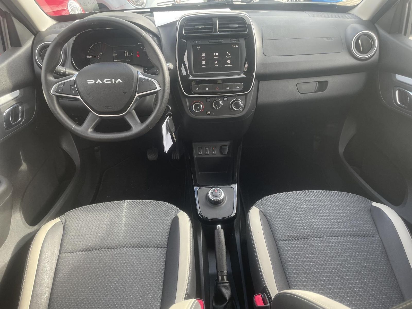 Dacia Spring - Bild 10
