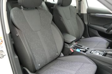 Skoda Octavia Combi Style 2.0 TDI DSG NAV BLUETOOTH