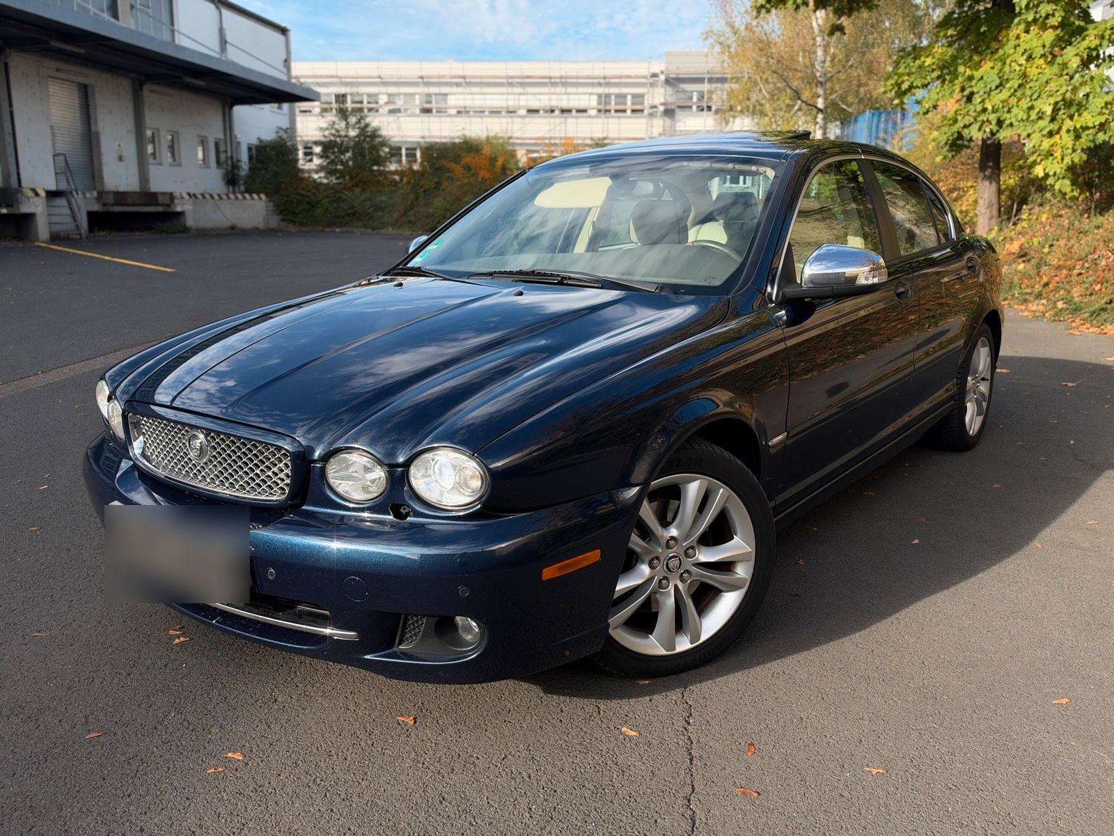 Jaguar X-Type