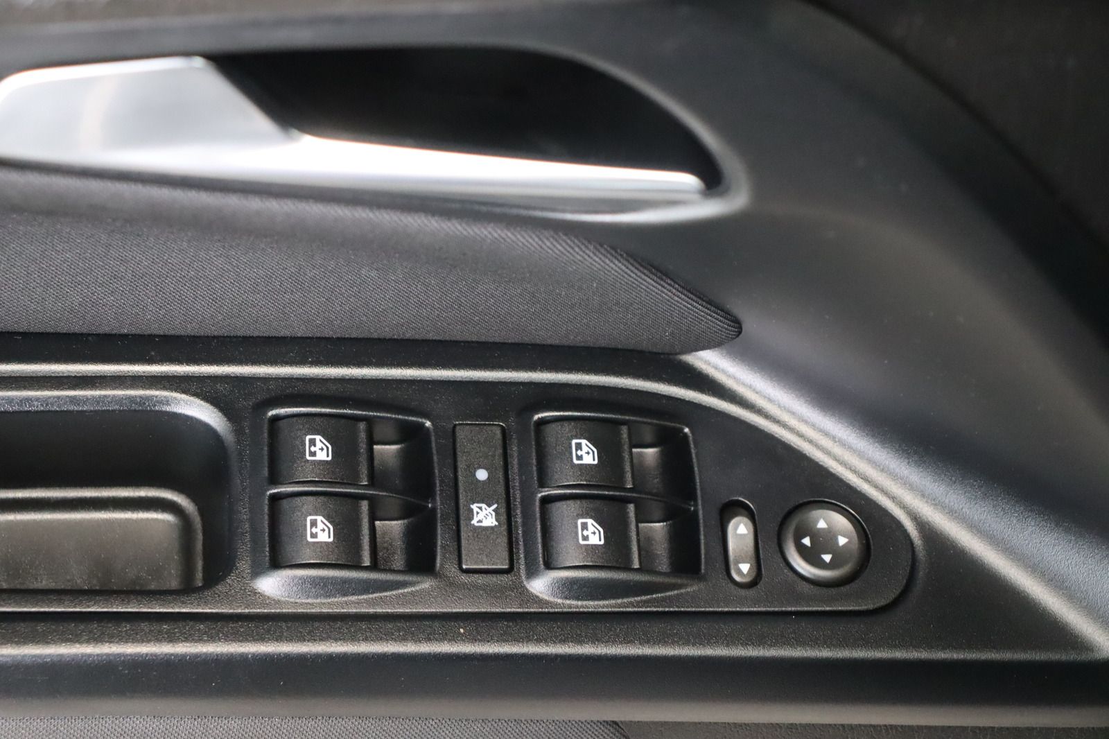 Fahrzeugabbildung Fiat Tipo * Navi * HU/AU neu * Tempomat