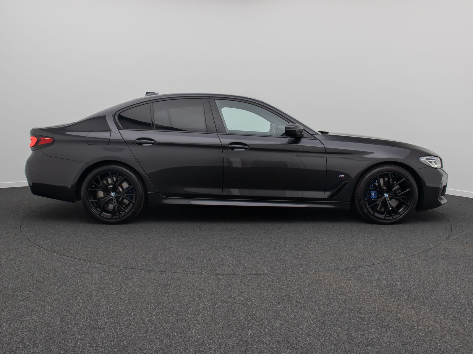Fahrzeugabbildung BMW 540d xD M Sport Laser Kamera HUD DAB HiFi Komfor