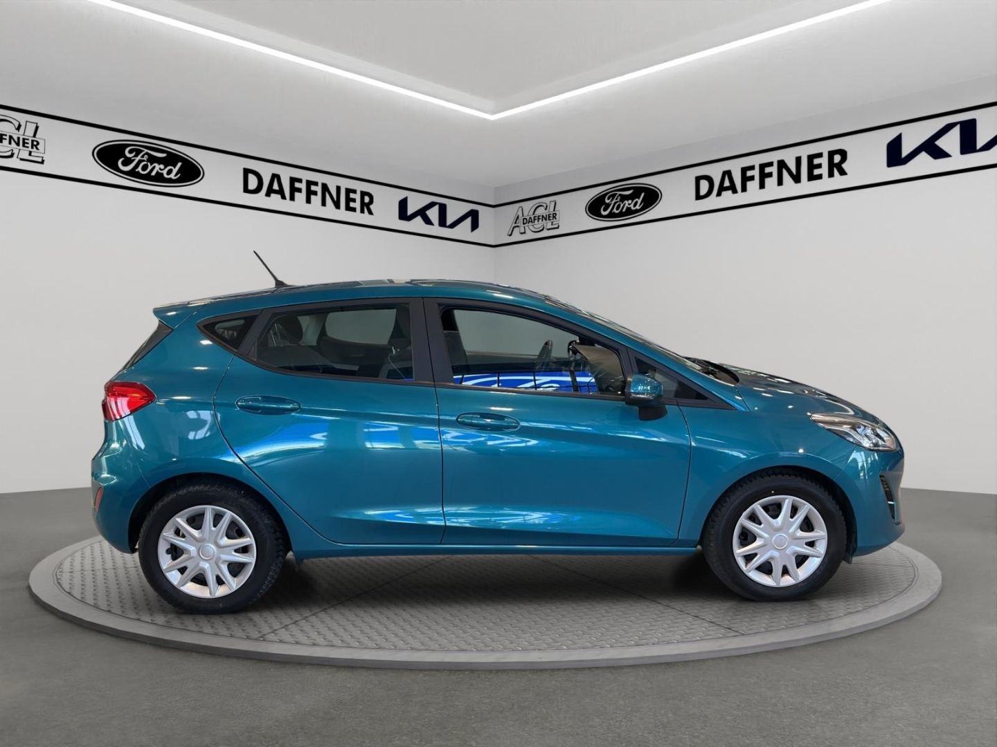 Fahrzeugabbildung Ford Fiesta Cool & Connect Apple CarPlay Android Auto