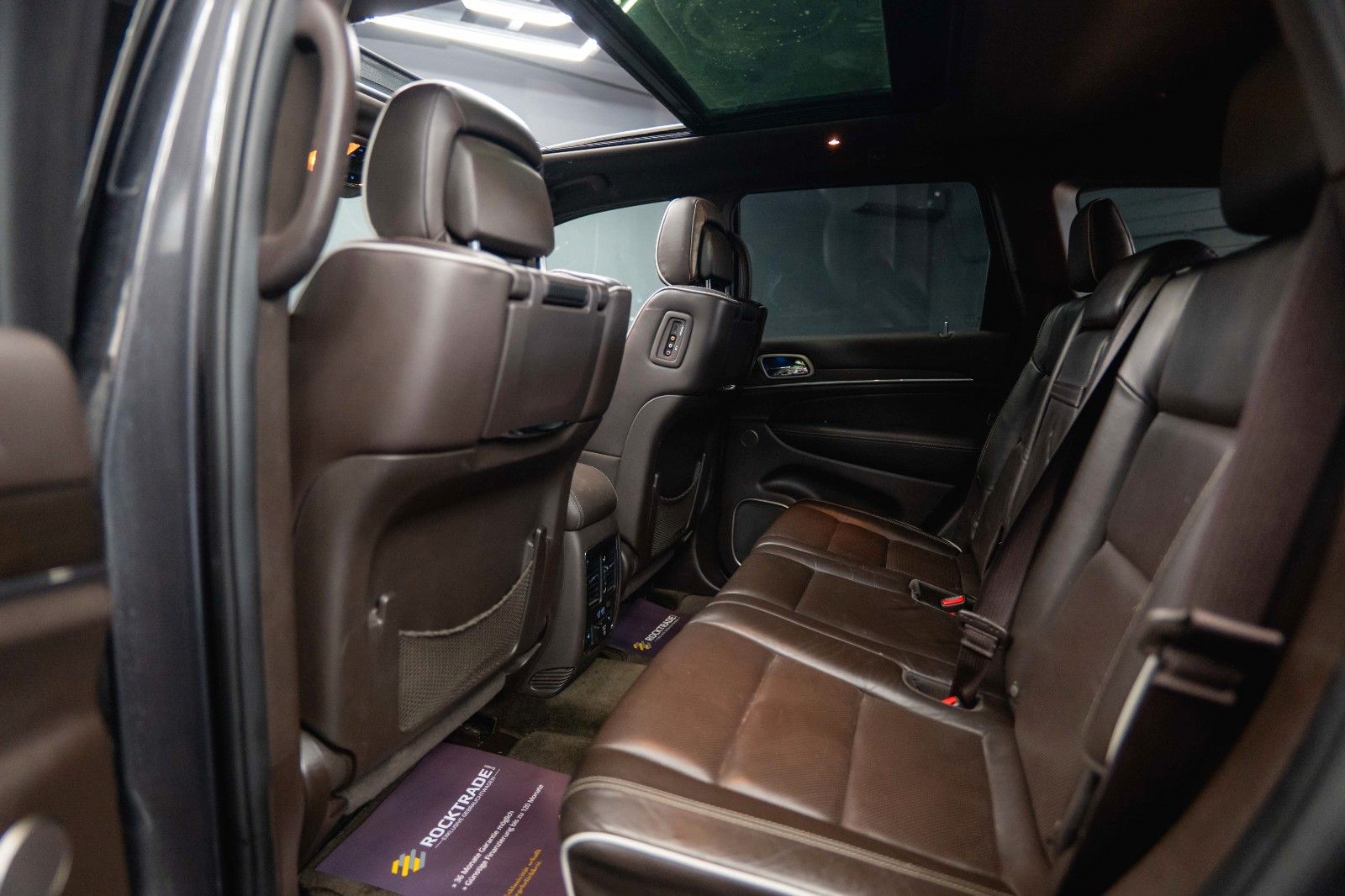 Fahrzeugabbildung Jeep Grand Cherokee 5.7 V8 SRT OVERLAND *Pano*ACC*19%