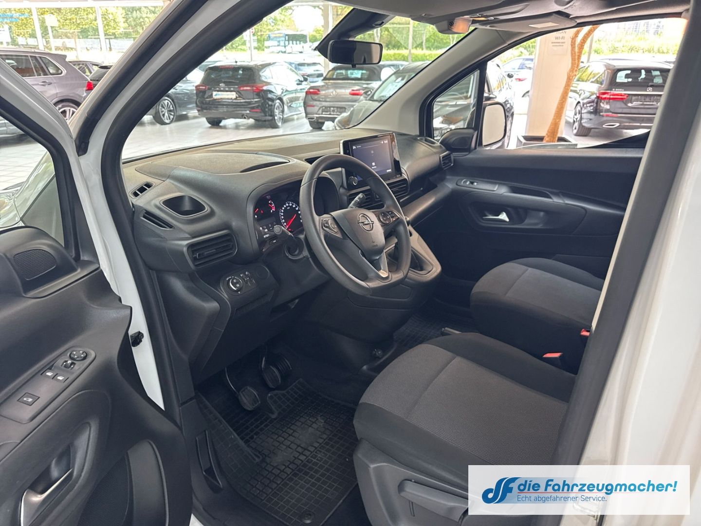 Fahrzeugabbildung Opel Combo E Cargo  L2 1,5D XL erhöhte Nutzlast EU6e