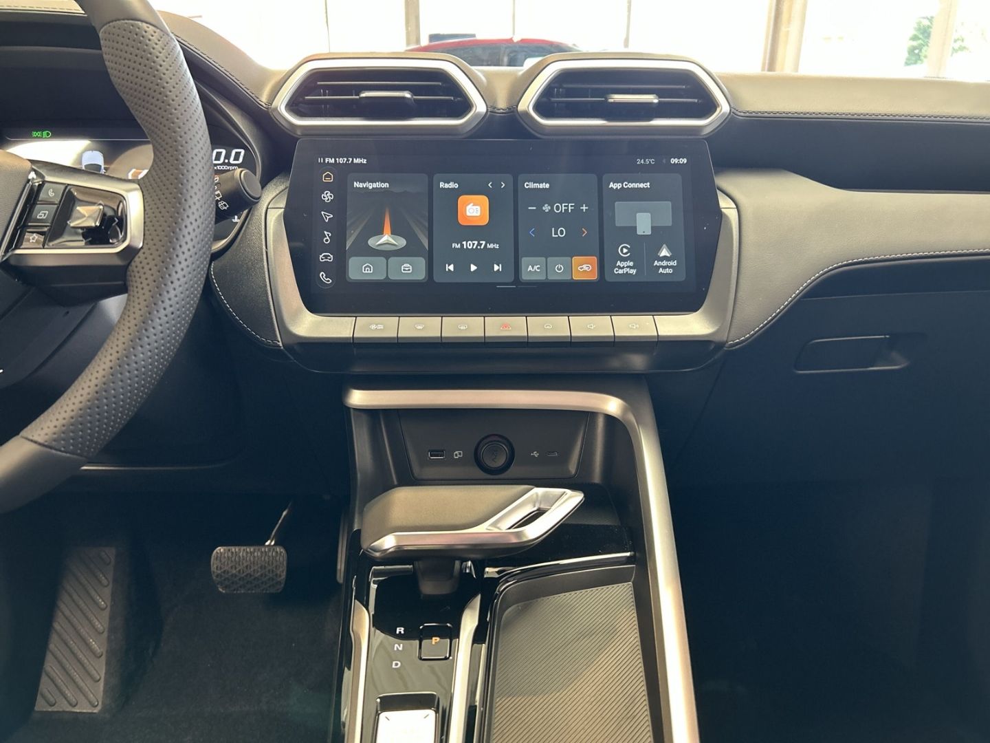 Fahrzeugabbildung MG ZS HEV Comfort MY25 TOP FINANZ* versch. Farben