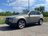 BMW X3 2.0d - - mit Diesel-Antrieb: Gold, Allradantrieb, Geländewagen, Automatik, 2.0