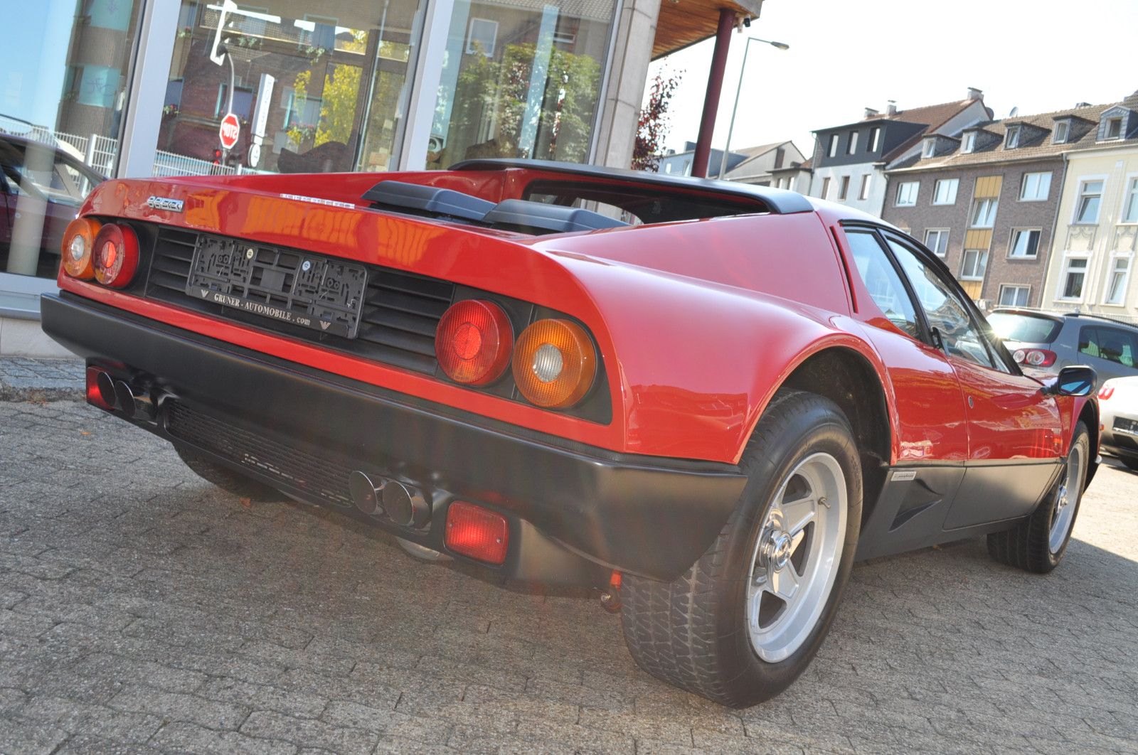 Fahrzeugabbildung Ferrari 512 BBi