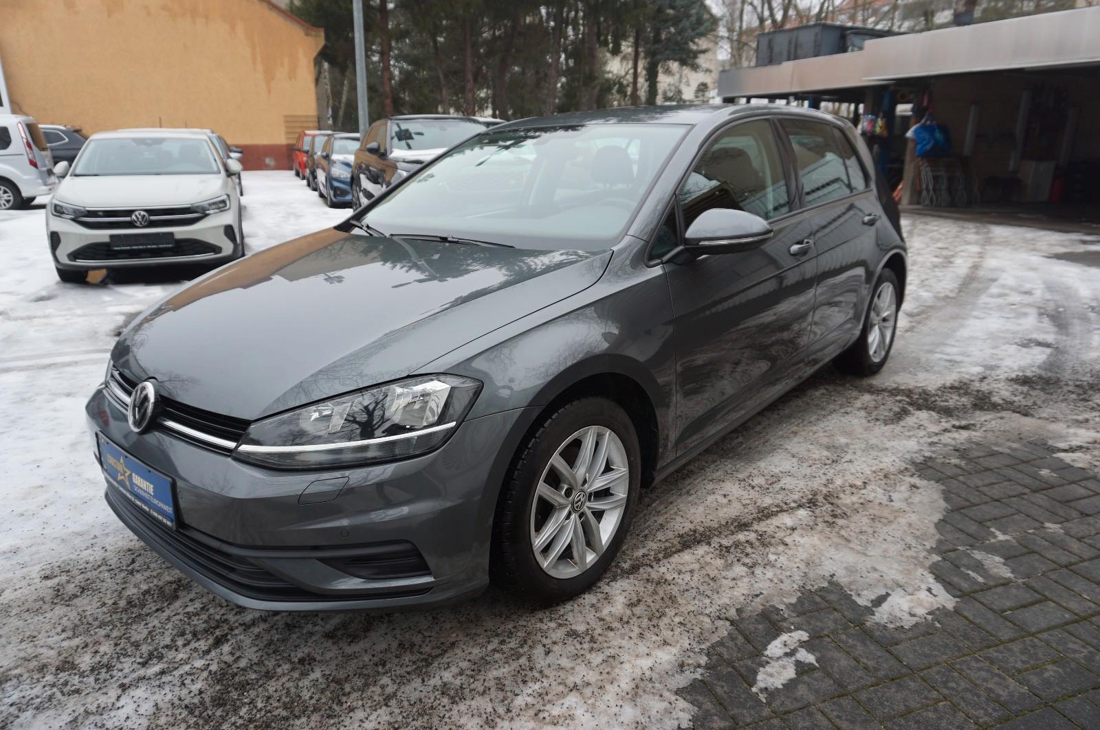 Volkswagen Golf 1.6 TDI Comfortline*KAMERA*NAVI*APPS*SHZ*