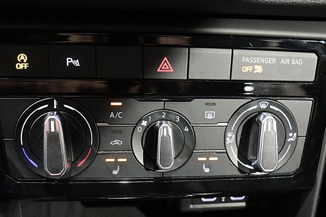 T-Cross Life 1.0 TSI NAVI PDC DAB SHZ FREISP. BT