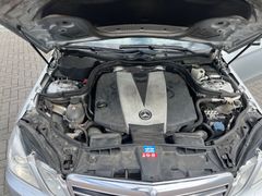 MERCEDES-BENZ E 300 E T-Modell E 300 CDI BlueEfficiency