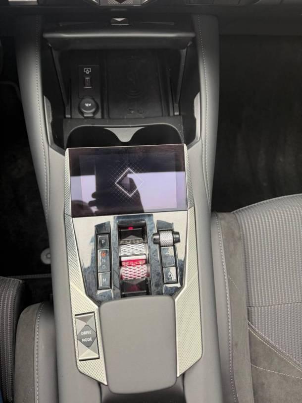 DS Automobiles DS4 ÉTOILE Alcantara PureTech 130 EAT8 Automatik