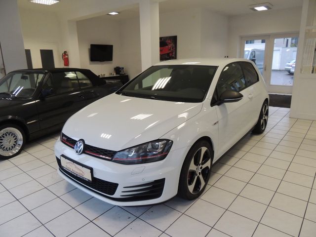 Volkswagen Golf VII Lim. GTI Performance BMT